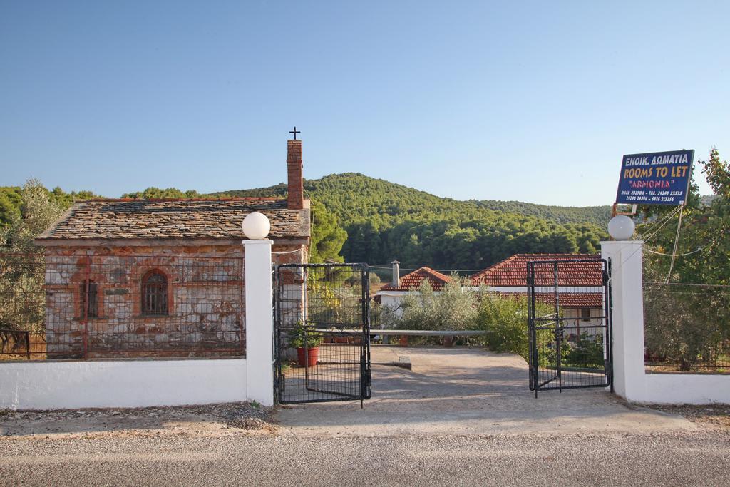 Armonia Guesthouse Panormos  Bagian luar foto